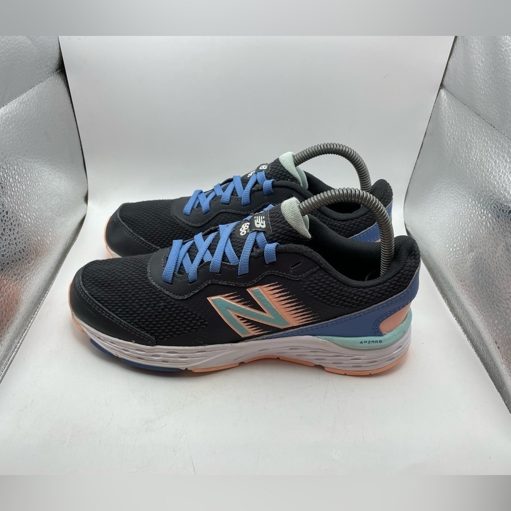 New Balance 860v6 multicolor sneakers men’s size 5.5/ women’s 7